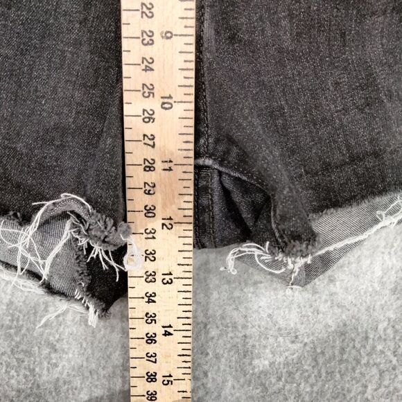 Levi Strauss High Rise Jean Shorts Womens Size 30 Black Wash Cutoff Frayed Denim - Picture 5 of 11